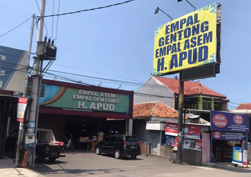 Empal Gentong H. Apud